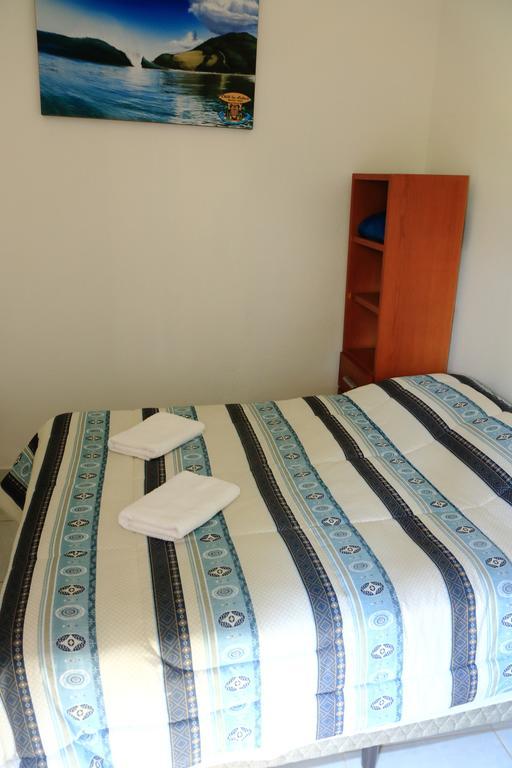 Chili In Suites Маресиас Экстерьер фото